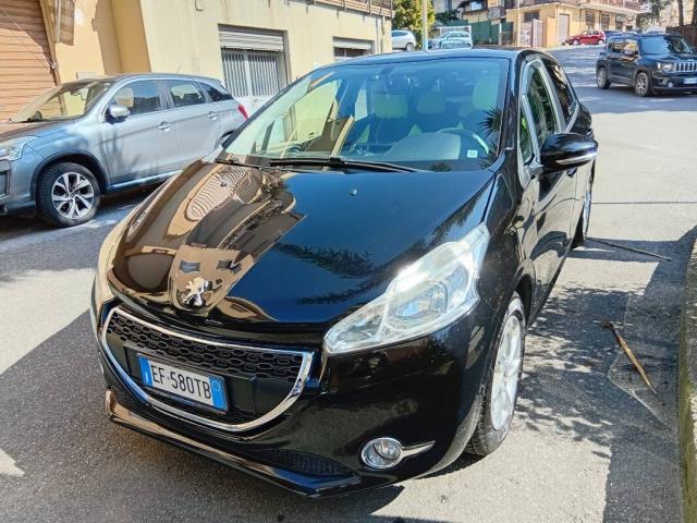 Peugeot 208 208 5p 1.2 puretech (vti) 12v Active - Immagine 1