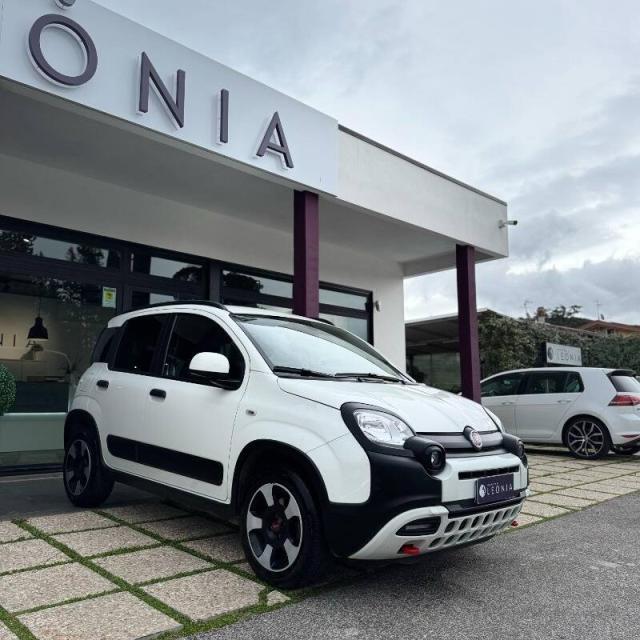 Fiat Panda Panda 1.0 firefly hybrid Cross s&s 70cv 5p.ti - Immagine 1