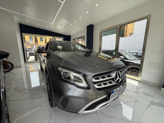 Mercedes GLA 200 GLA 200 d Premium auto - Immagine 1