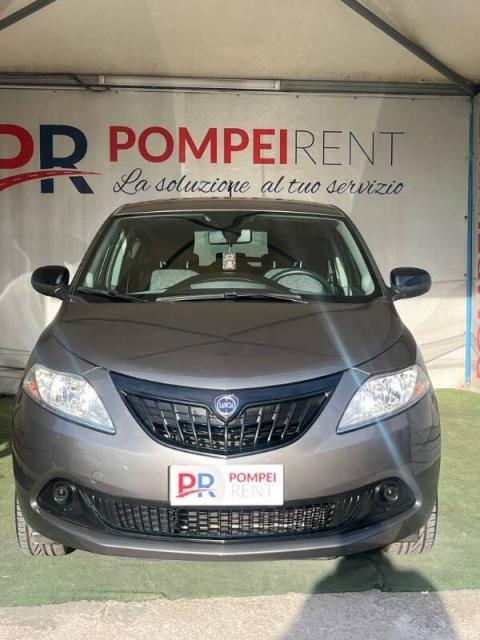 Lancia Ypsilon Ypsilon 1.0 firefly hybrid Gold s&s 70cv 5p.ti - Immagine 1