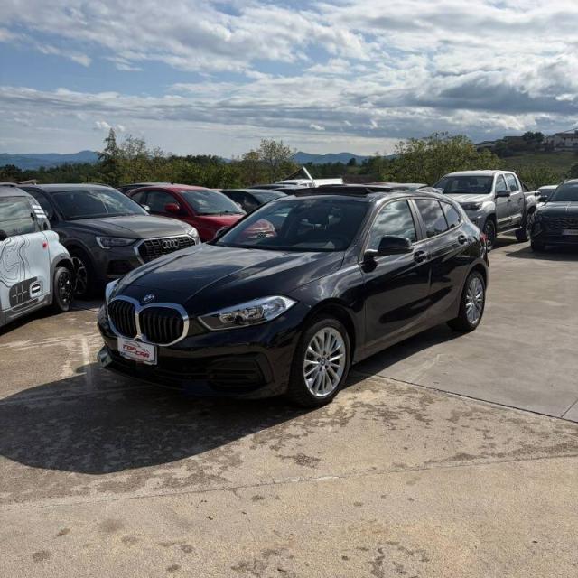 BMW 118 118d Business Advantage auto - Immagine 1