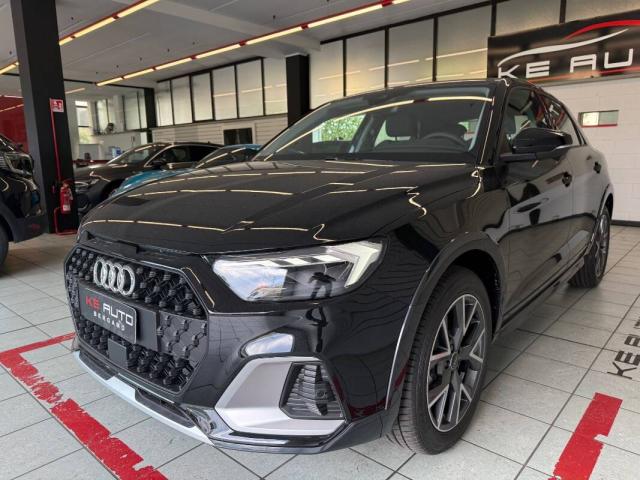 Audi A1 A1 allstreet 30 1.0 tfsi Identity Contrast 116cv s tronic - Immagine 1