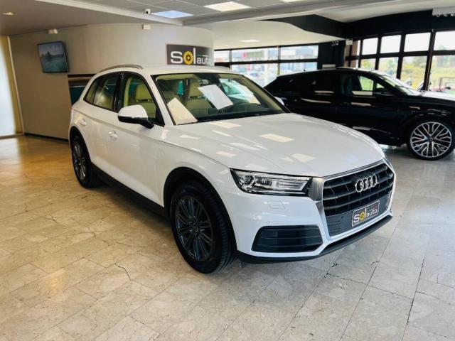 Audi Q5 30 2.0 tdi mhev Business 136cv s-tronic - Immagine 1