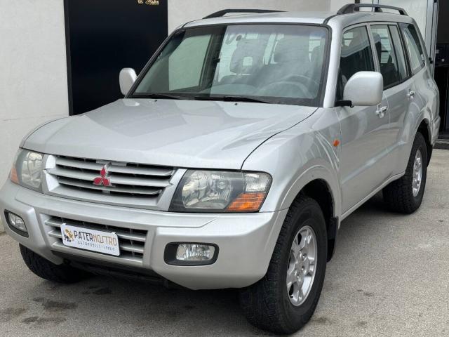 Mitsubishi Pajero 3.2 tdi 16v di-d GLX 5p - Immagine 1