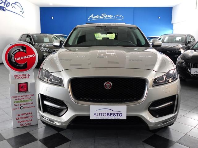 Jaguar F-Pace 2.0d 180 CV AWD R-SPORT - Immagine 1