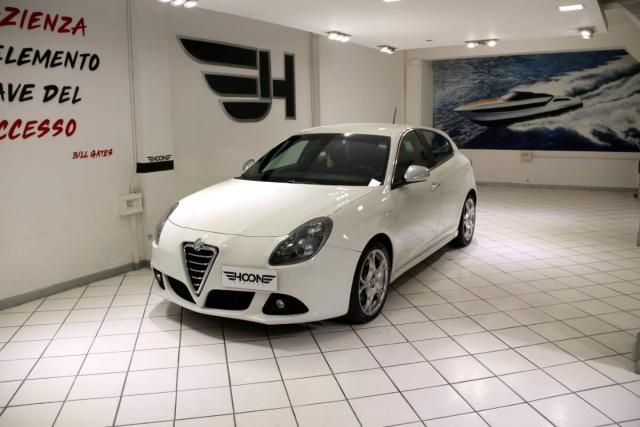 Alfa Romeo Giulietta 1.4 t. m.air Distinctive 170cv - Immagine 1