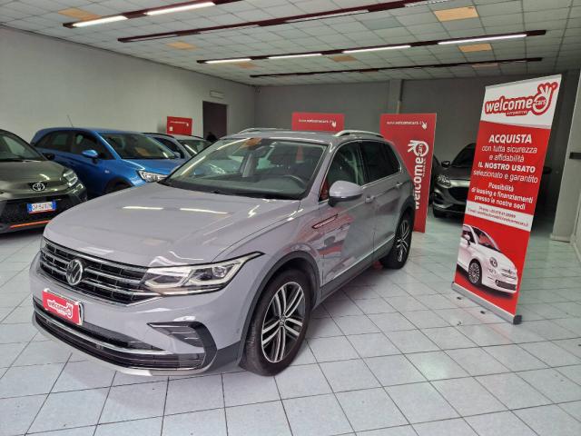 Volkswagen Tiguan 1.5 tsi Elegance 150cv dsg - Immagine 1