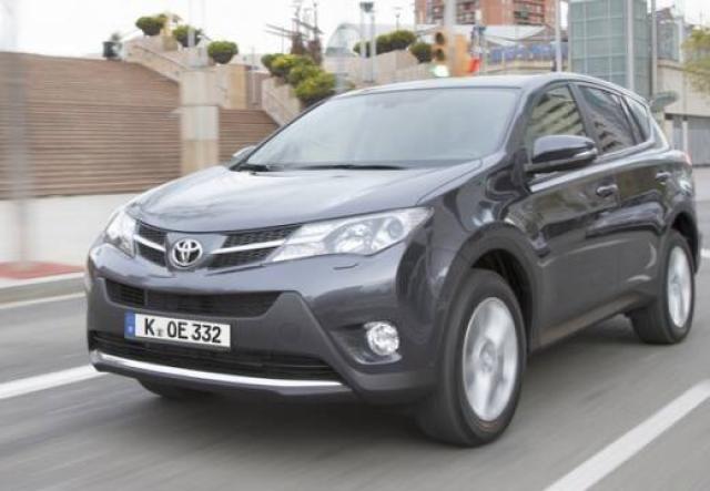 Toyota Rav4 2.0 d-4d Style White Edition 2wd 124cv mt - Immagine 1