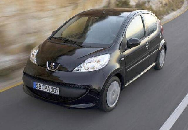 Peugeot 107 1.0 12v Sweet Years esp 5p - Immagine 1