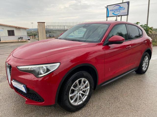 Alfa Romeo Stelvio 2.2 t Business Q4 190cv auto - Immagine 1