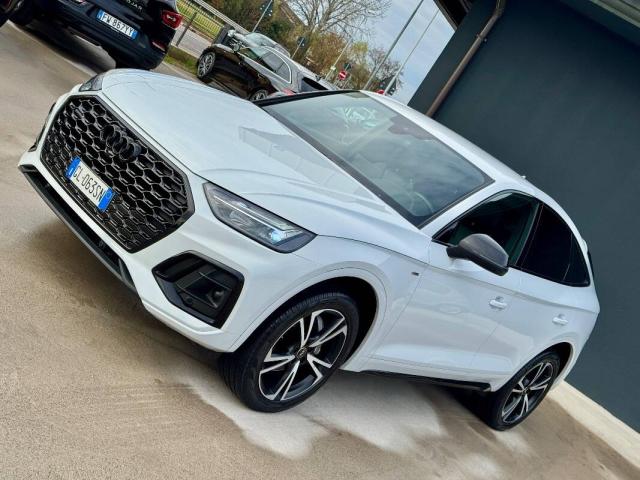 Audi Q5 Sportback 40 2.0 tdi mhev 12V S line quattro s-tronic - Immagine 1