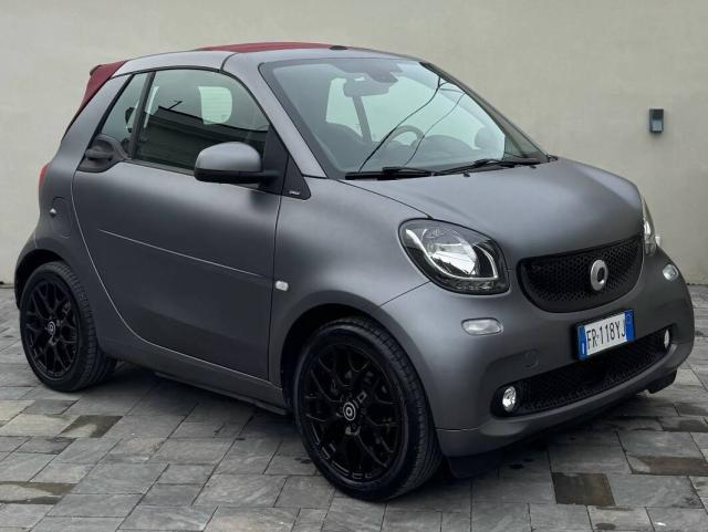 Smart Fortwo Cabrio 0.9 t Passion 90cv twinamic my18 - Immagine 1