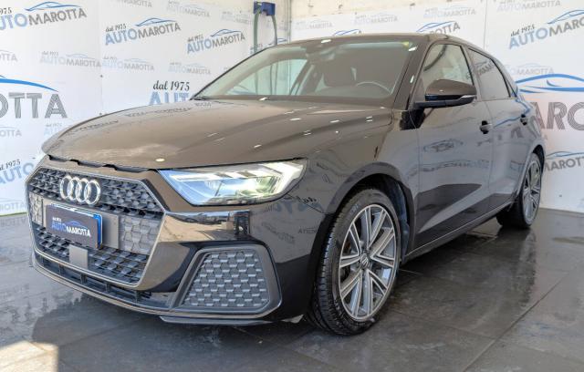 Audi A1 A1 Sportback 25 1.0 tfsi Identity Black - Immagine 1