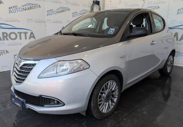 Lancia Ypsilon Ypsilon 1.2 8v Platinum 69cv - Immagine 1