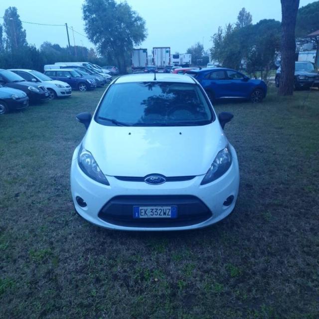 Ford Fiesta 1.4 tdci + c esp 3p E5 - Immagine 1