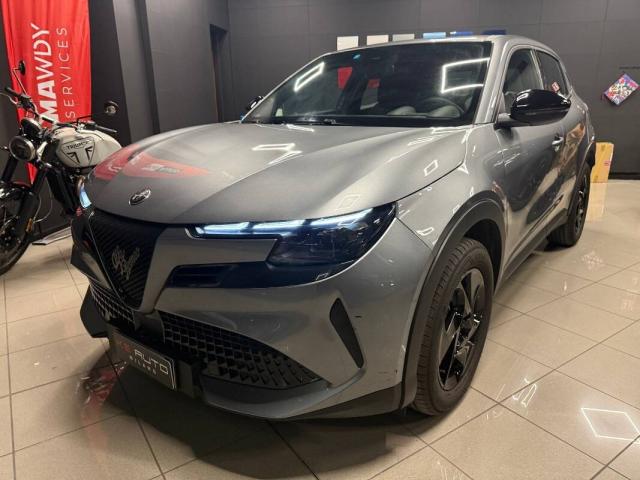 Alfa Romeo Junior Junior 1.2 ibrida 145cv edct6 - Immagine 1