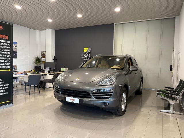 Porsche Cayenne 3.0 V6 tdi 245cv tiptronic - Immagine 1