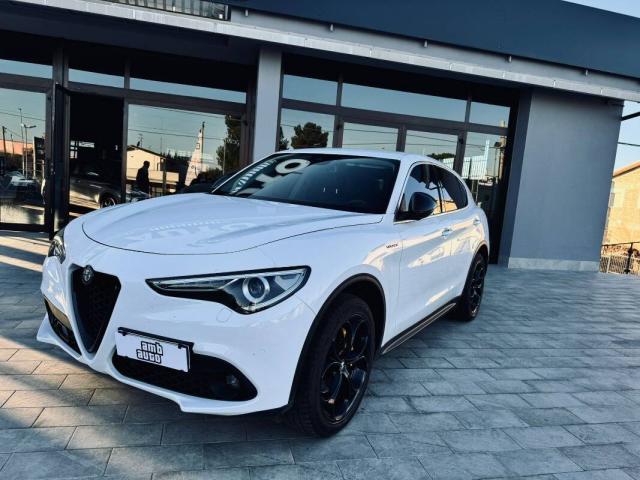 Alfa Romeo Stelvio 2.2 t Executive Q4 210cv auto - Immagine 1