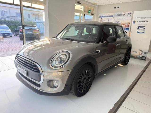 Mini One Mini 5p 1.5 One 75cv - Immagine 1
