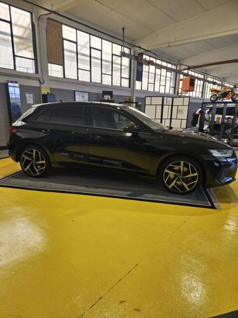 Audi A3 Sportback 35 2.0 tdi s-tronic - Immagine 1