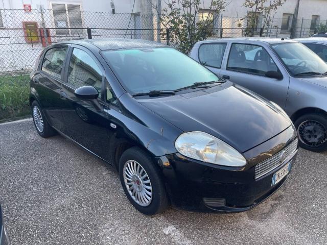 Fiat Punto 1.2 Dynamic GPL nuovo 65cv 5p - Immagine 1
