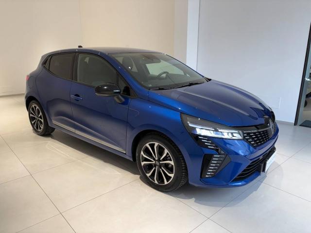 Renault Clio 1.0 tce Techno 90cv - Immagine 1