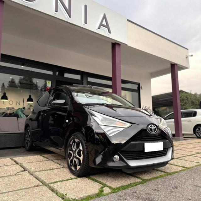 Toyota Aygo Aygo 5p 1.0 x-play 72cv - Immagine 1