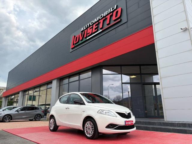 Lancia Ypsilon Ypsilon 1.2 Gold 69cv my16 - Immagine 1